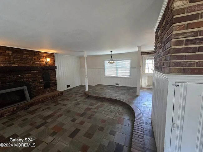 Foto del edificio - 16 Oak Ridge Pkwy