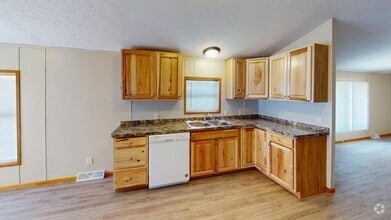 Building Photo - 154 Northwest Dr