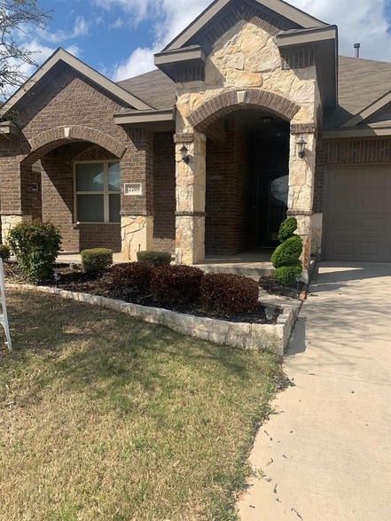 Photo - 2209 Scott Creek Dr House