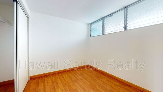 Foto del edificio - 2542 Date St