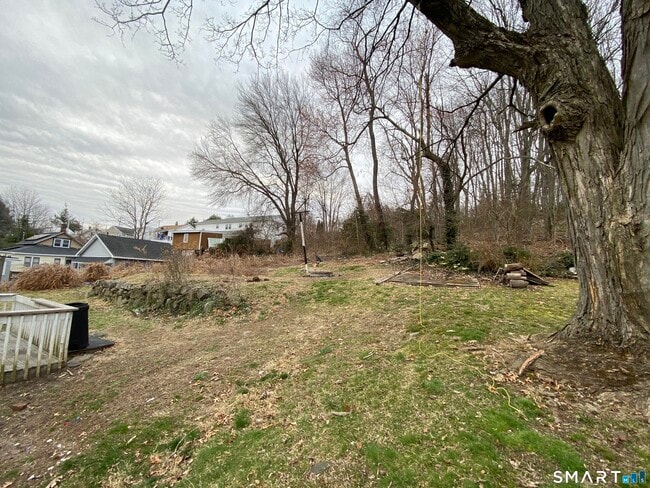 Building Photo - 85 Stillson Rd
