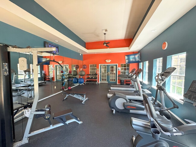 Building Photo - Elm Hollow Apartments