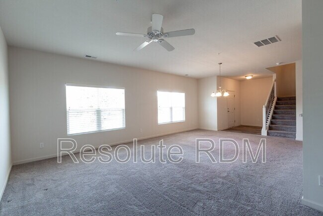 Building Photo - 12075 Scoria Dr