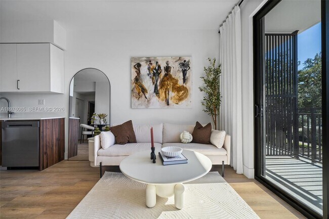 Foto del edificio - 2479 NE 192 St