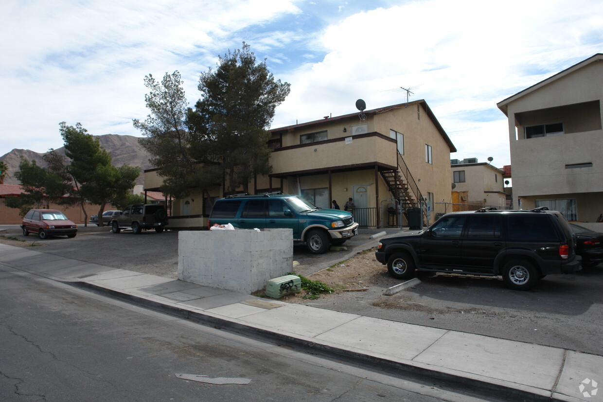 Building Photo - 6997 Appleton Dr
