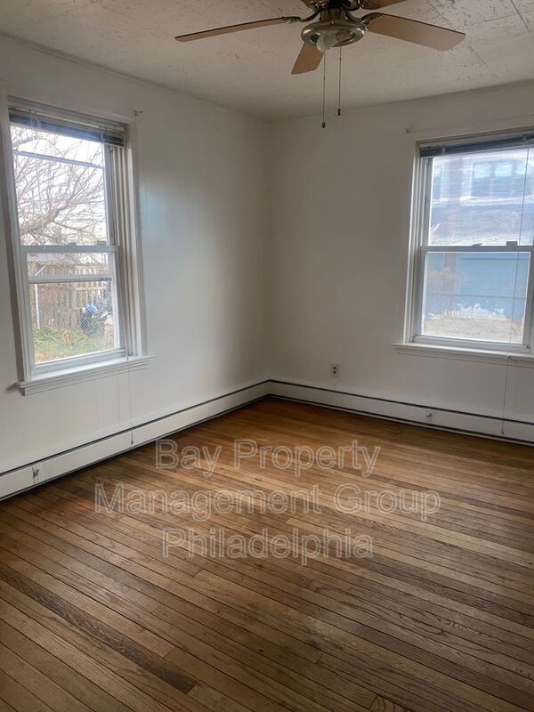Foto del edificio - 5817 Keystone St