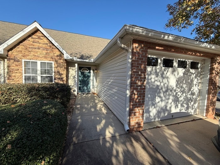 Beautiful 2 Bed 2 Bath Villa with 1 Car Ga... - Beautiful 2 Bed 2 Bath Villa with 1 Car Ga...