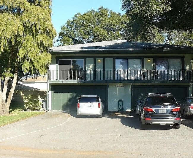 Foto del edificio - 2932 Eastwood Dr