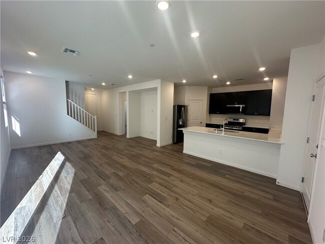 Foto del edificio - 3633 Torres Novas Ln