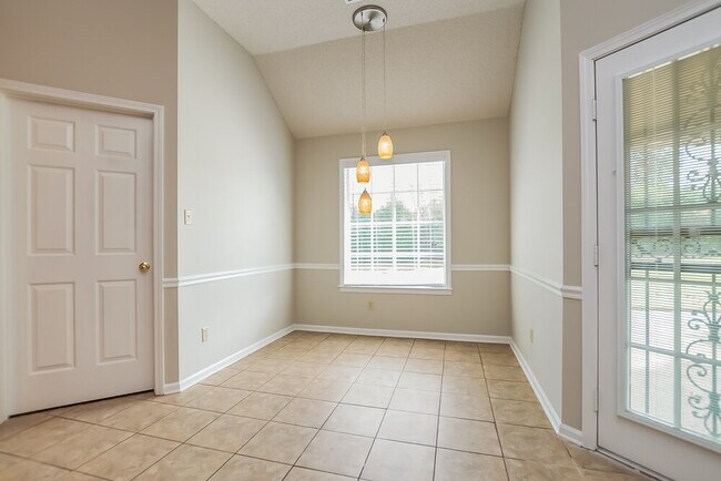 Foto del edificio - 3470 Stone Chase Cove