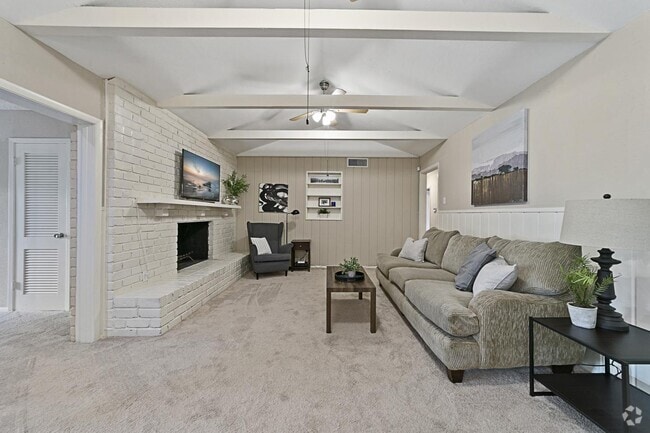 Building Photo - 7209 Ellis Rd