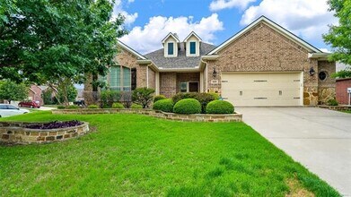 Building Photo - 3001 Mosswood Dr