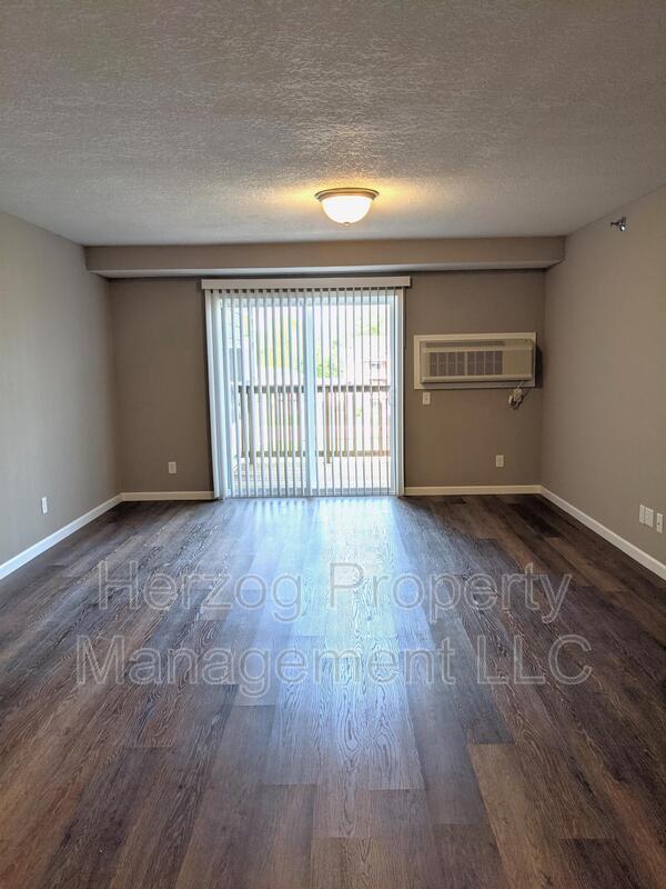 Foto del edificio - 2105 SE 7th Ave