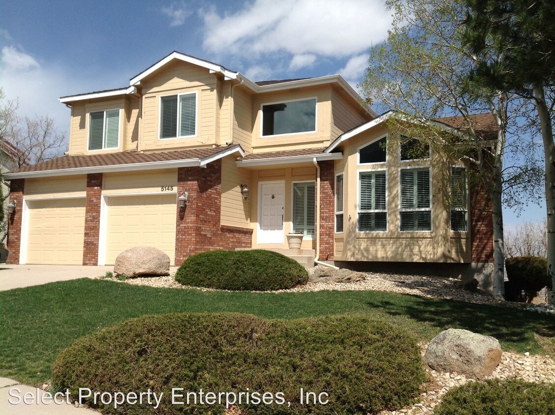 Foto principal - 5145 Farthing Dr