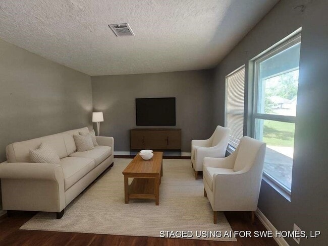 Foto del edificio - 7338 Bigwood St