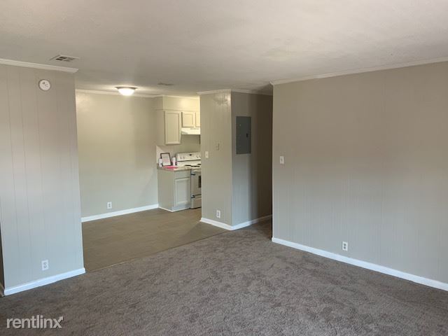 Foto del edificio - Studio, 1 bath House - 2003 House Ave Apt 1