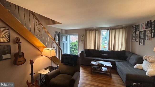 Foto del edificio - 7615 Burholme Ave