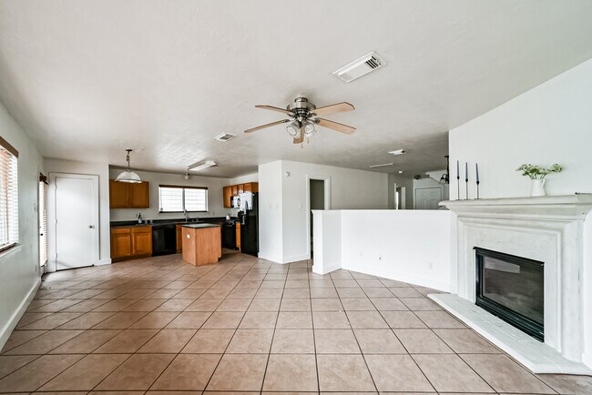 Building Photo - 1538 Kew Garden Dr