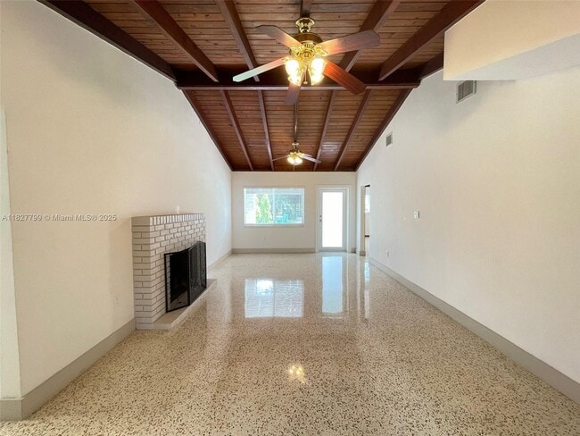 Building Photo - 2920 SW 60th Ct