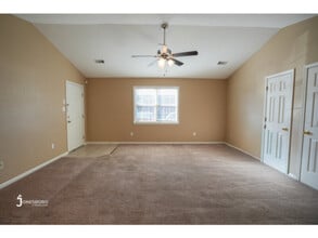 Building Photo - 4820 Samantha Ave