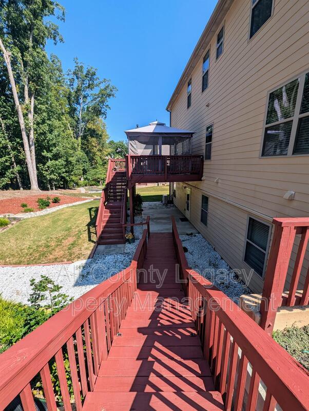 Foto del edificio - 149 Oatgrass Dr
