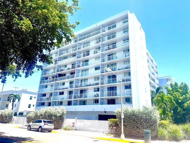 Foto del edificio - 1045 10th St