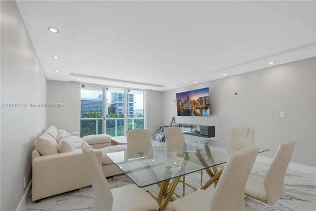 Building Photo - 3800 S Ocean Dr