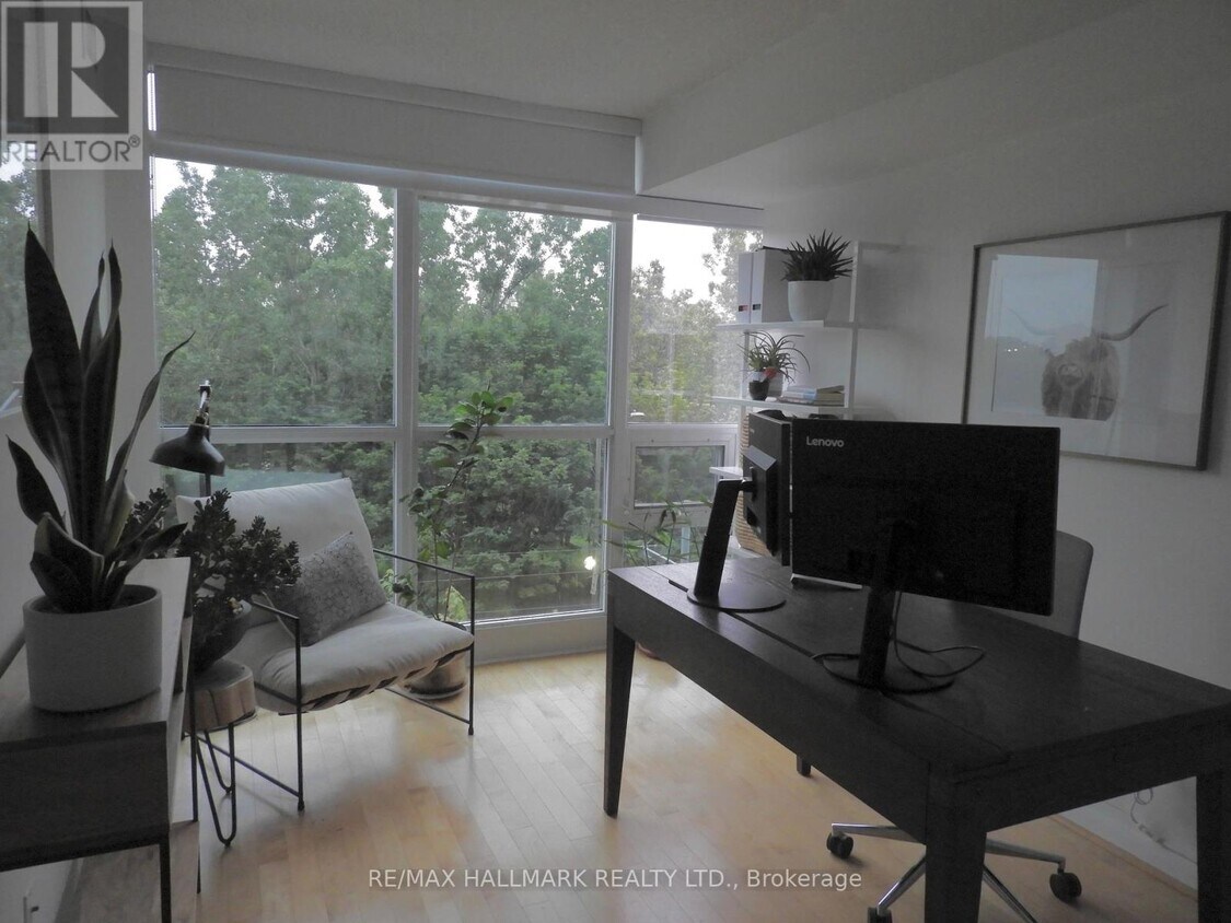 Primary Photo - 219 Fort York Blvd