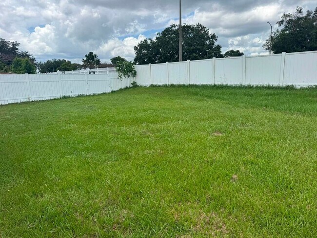 Building Photo - 12771 Montana Woods Ln