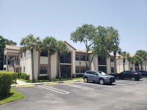 Building Photo - 12252 Royal Palm Blvd