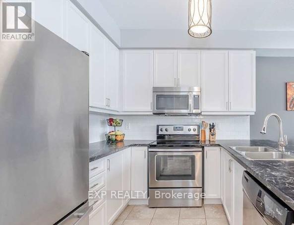 Building Photo - 37 Pearcey Cr