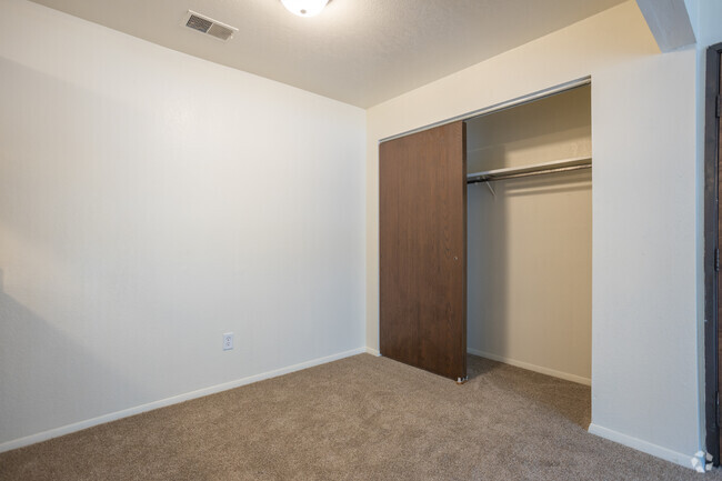 Foto del interior - Leonard East Apartments