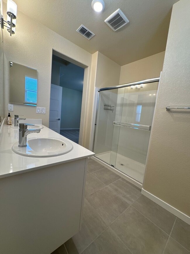 Building Photo - **Stylish 2-Bedroom Home in Monterey Villa...