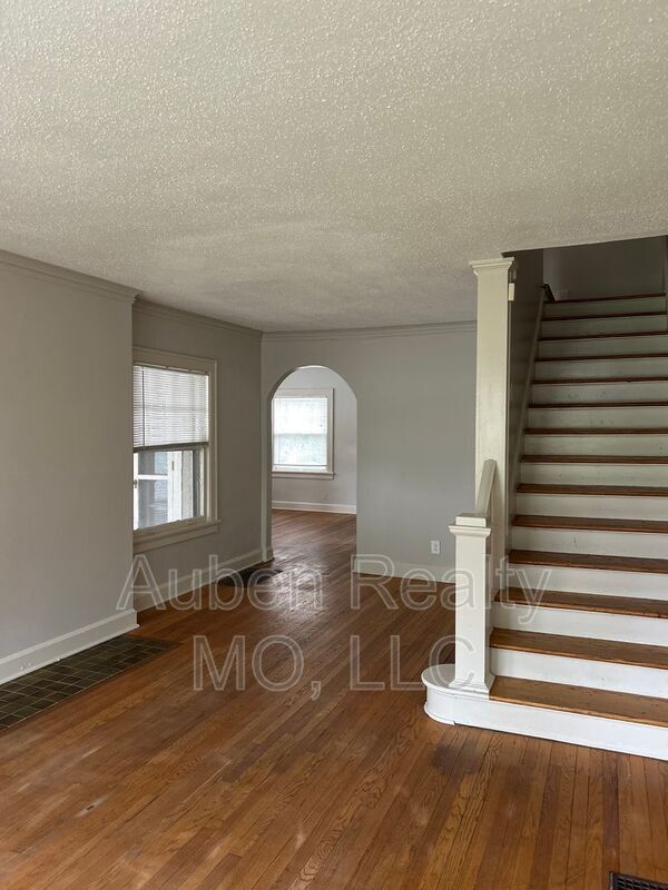 Foto del edificio - 5412 Harrison St