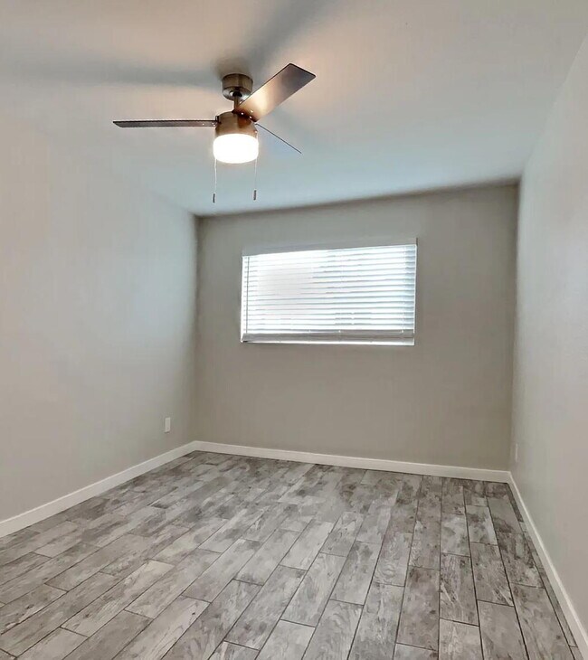 Foto del edificio - Stylishly Updated 2BR/1BA – Single-Level Living at Its Best! $500 MOVE IN SPECIAL ACT TODAY!!!!!
