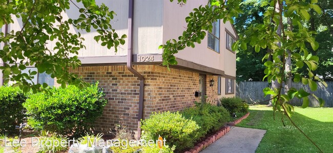 Foto del edificio - 3 br, 2.5 bath House - 1024 Willow Green D...