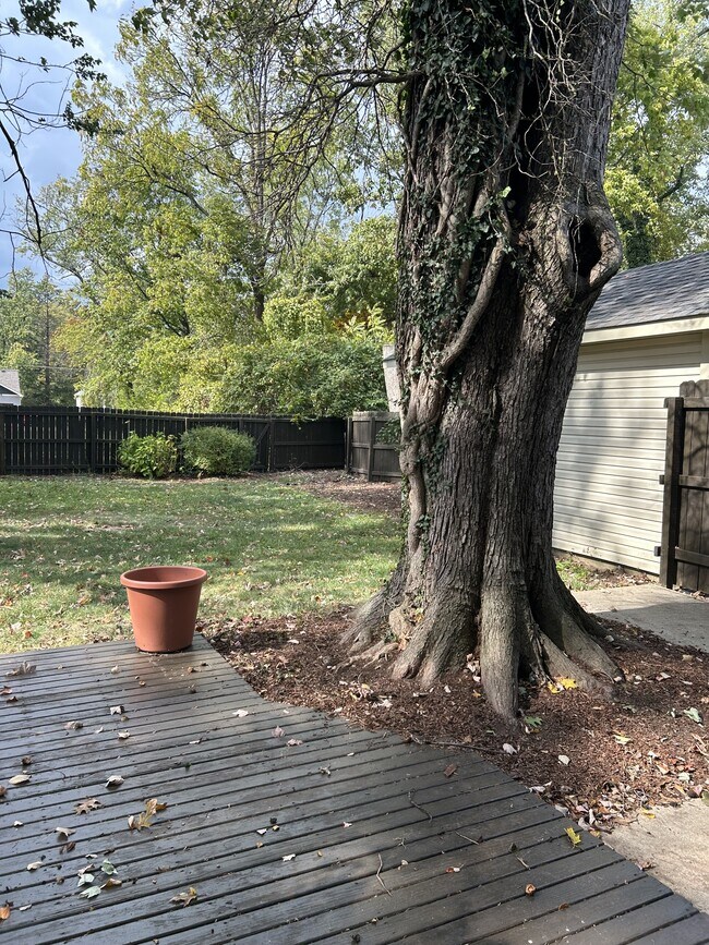 Foto del edificio - 9477 Highland Ave