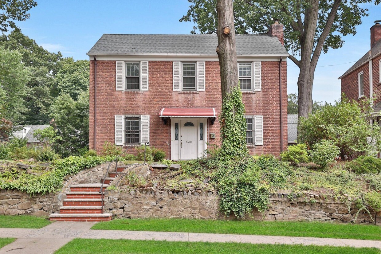 Primary Photo - 5938 Fieldston Rd