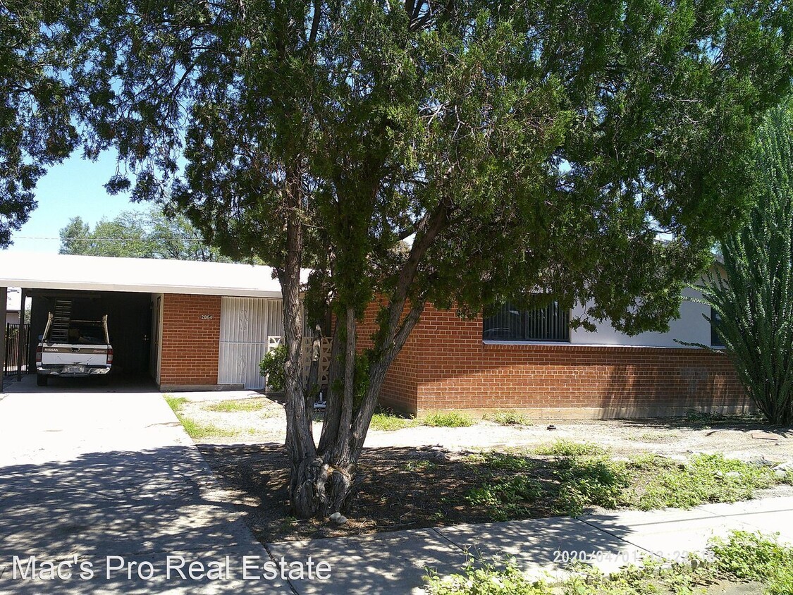 Primary Photo - 4 br, 2 bath House - 2064 W. Wetmore Road