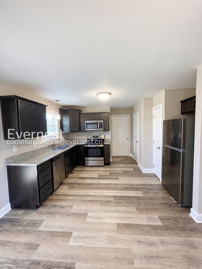 Foto del edificio - 1276 Cardinal Creek Dr