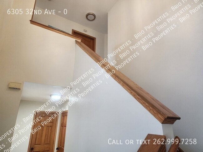 Foto del edificio - 6305 32nd Ave