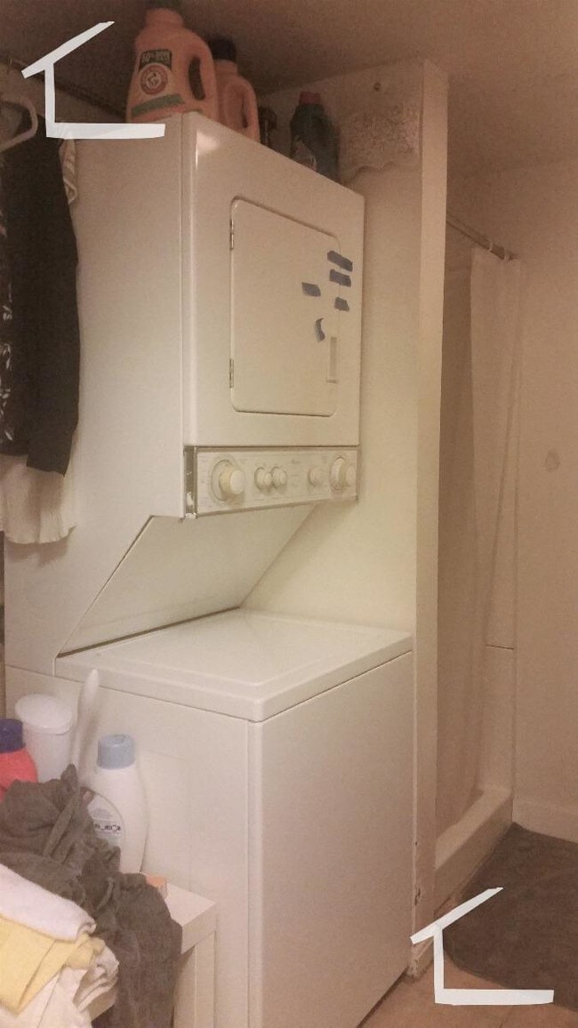 Foto del edificio - 212 Hemenway St