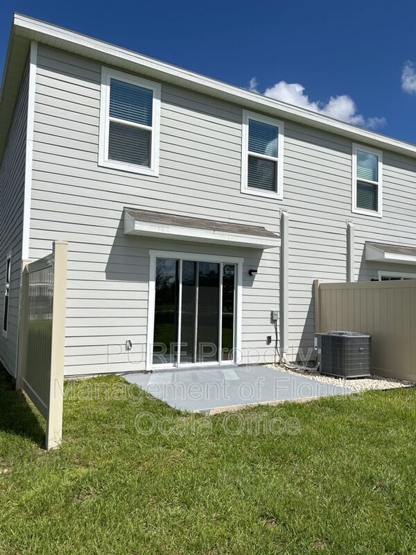Building Photo - 6669 S W 81st Loop