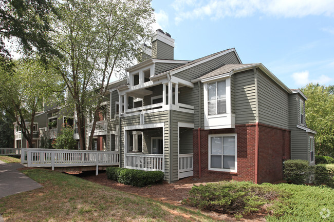 Foto del edificio - Highland Oaks Apartments