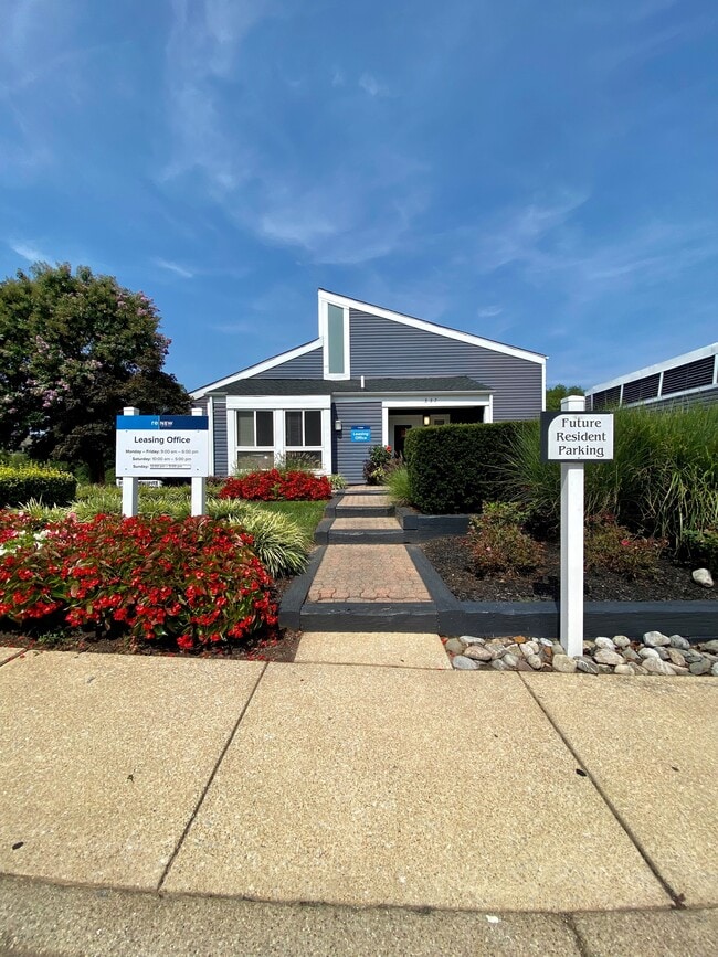 Building Photo - ReNew Odenton