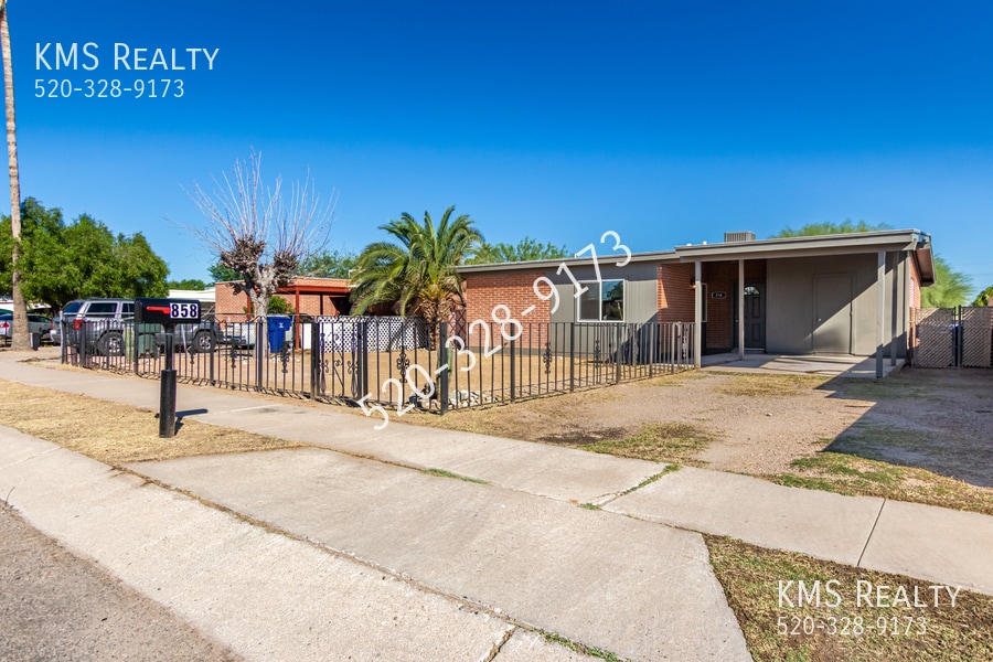 Primary Photo - 858 W Virginia-