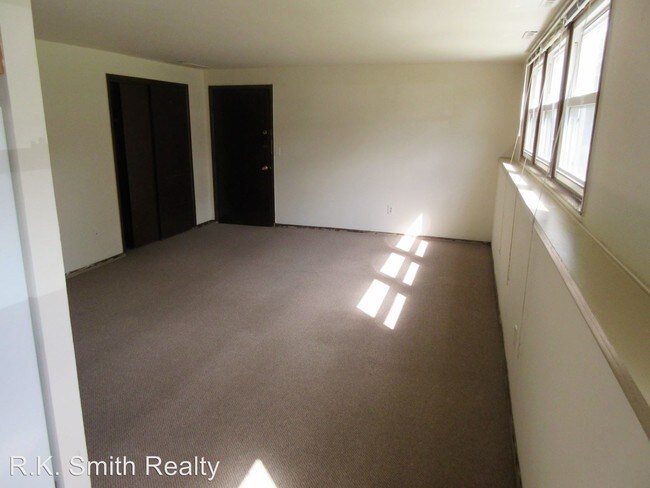 Foto del edificio - 2404 Rockport Rd