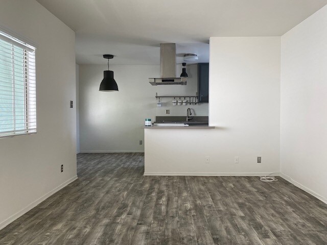Primary Photo - 3733 S Centinela Ave