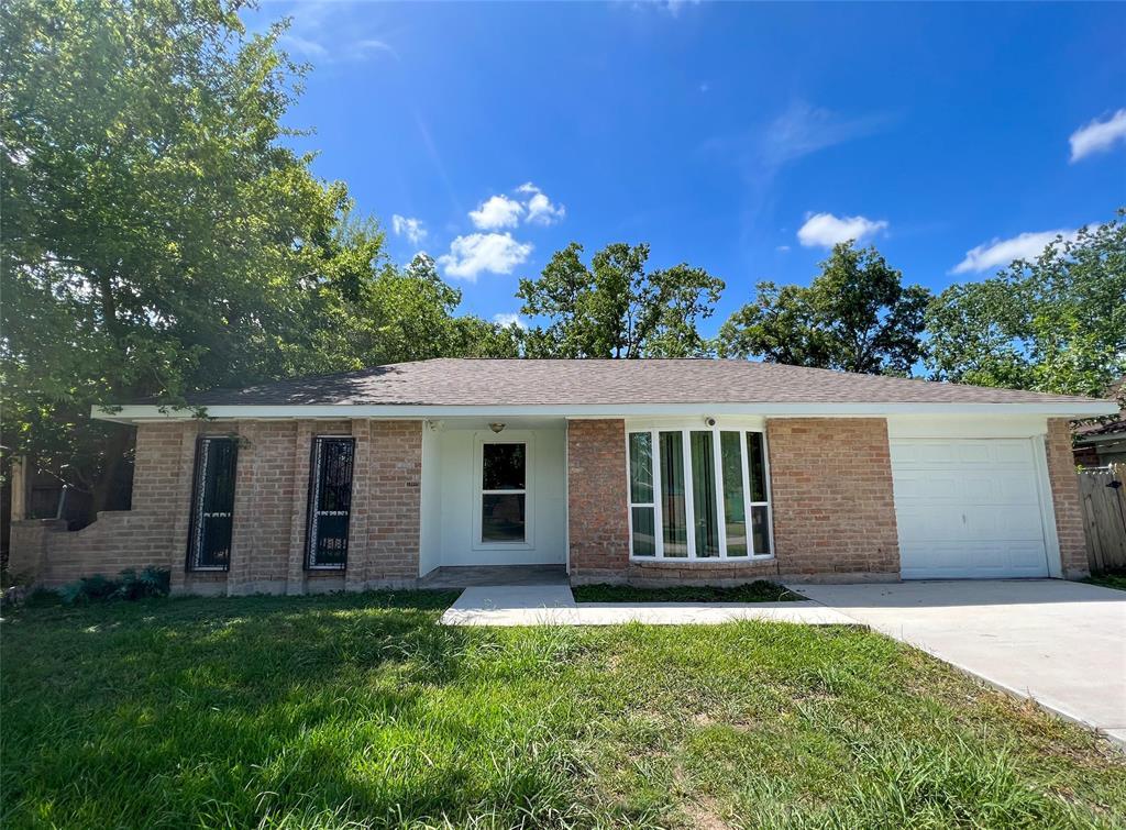 10919 Triola Ln, Houston, TX 77072 House for Rent in Houston, TX