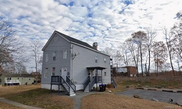 Building Photo - 11 Fallkill Ave
